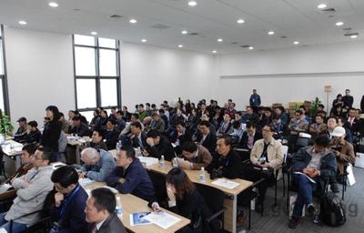 制造業(yè)智能化工廠階段性落地思路 商務(wù)視角與實踐路徑